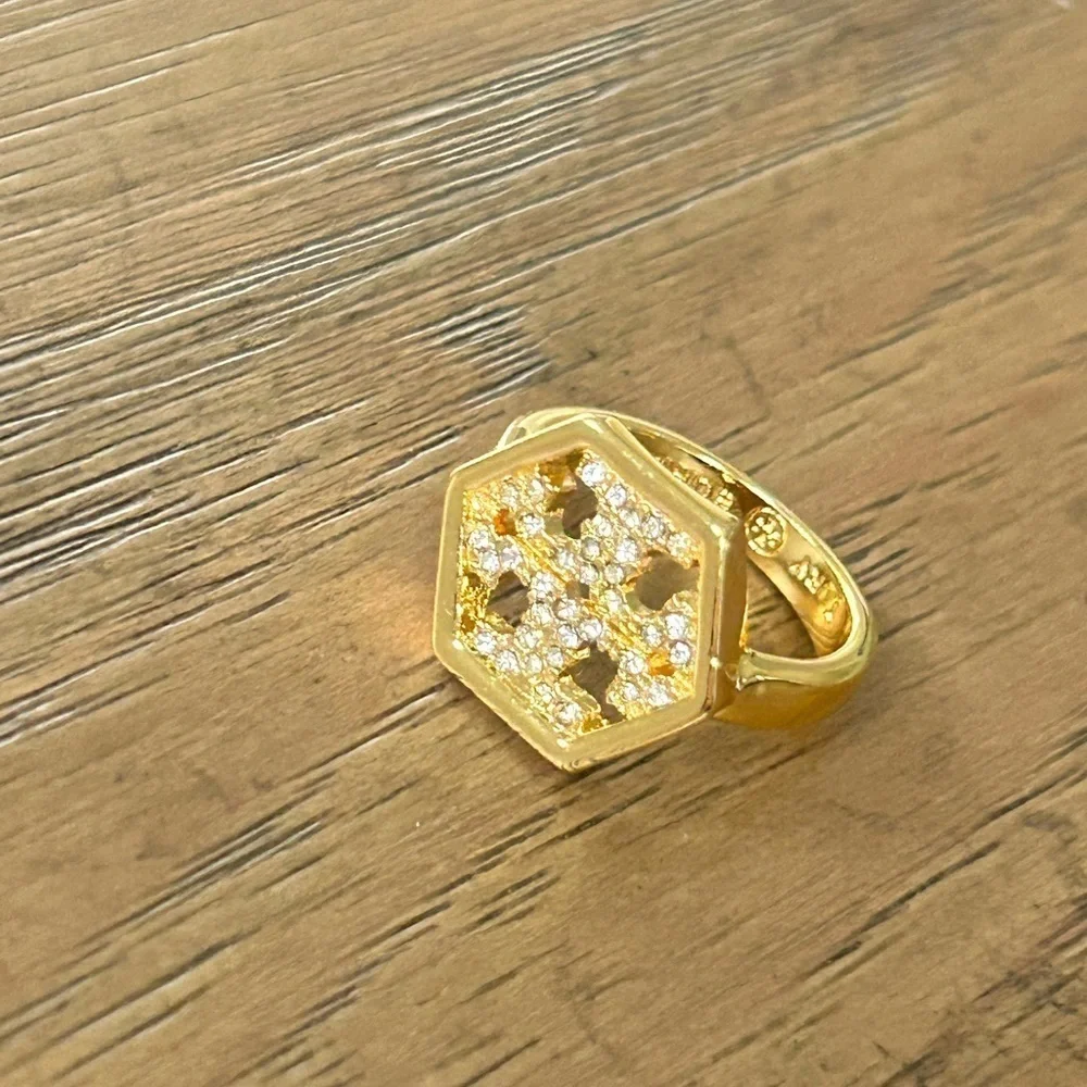 Tory Burch Hexagon Logo Pave Crystal Ring 7 new